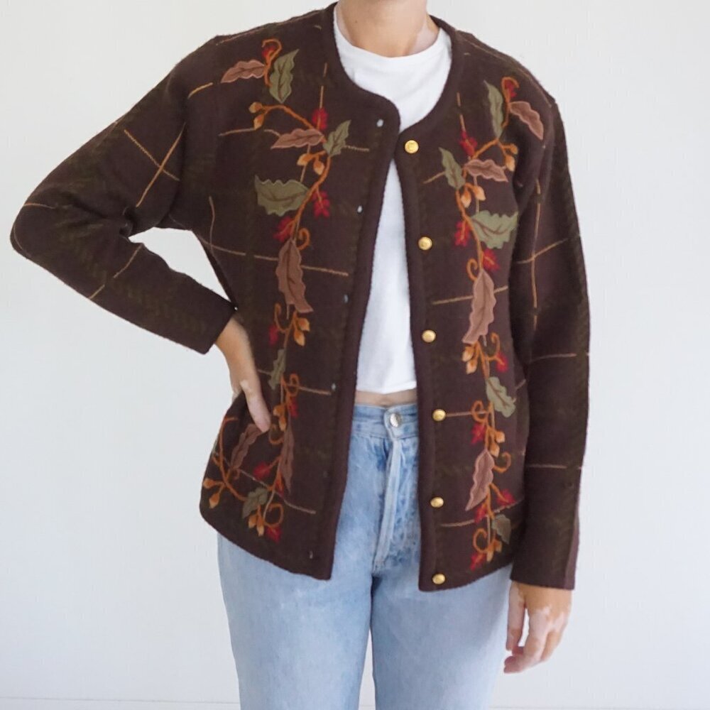 VTG Crystal Kobe Brown Leaf Vine Embroidered Plaid Knit Gold Button Cardigan S